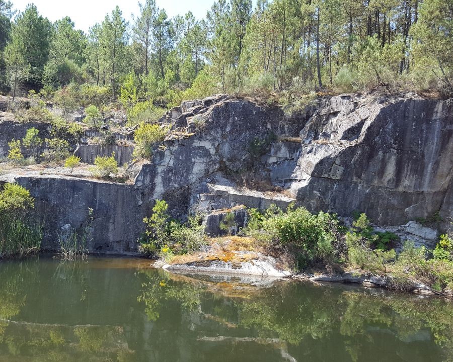 PEDRAS 2